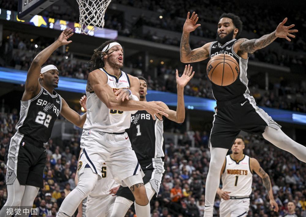 梅赛德斯在 梅赛德斯在