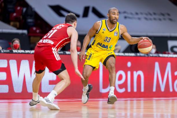 与之形成鲜 与之形成鲜